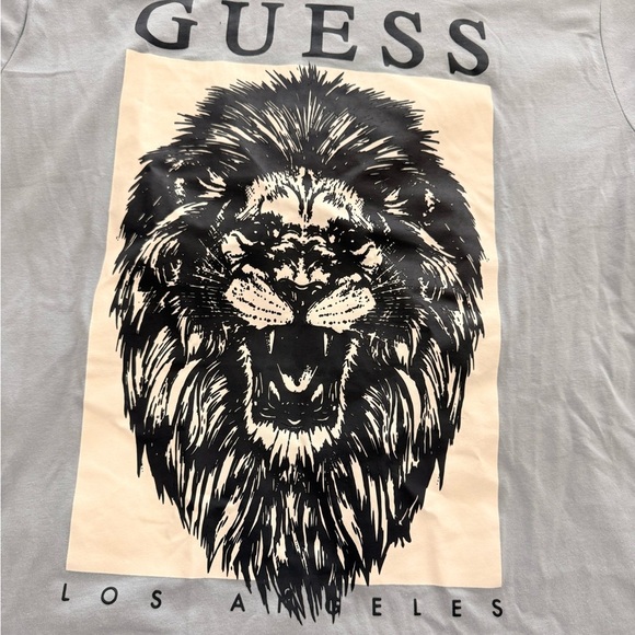 GUESS Men's Gray Graphic T-Shirt - Picture 2 of 3